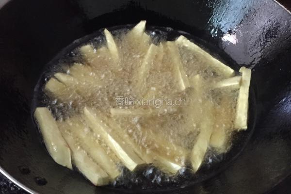 芝麻红薯条的做法图解3