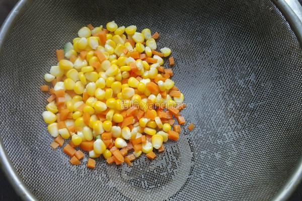 三丁炒米饭的做法图解5