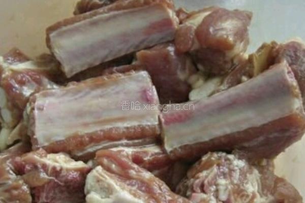 海带排骨汤的做法图解4