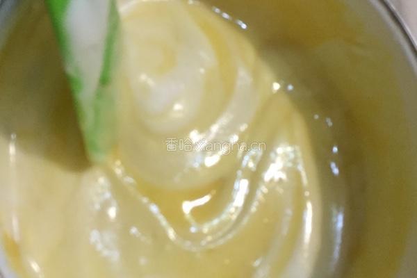 缤纷幻果阳光淡奶裱花蛋糕的做法图解2