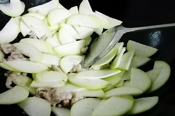蒲瓜煮瘦肉的做法图解6
