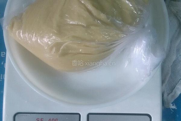 广式蛋黄莲蓉的做法图解2