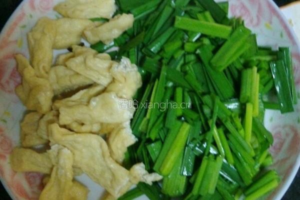素面筋炒五花肉的做法图解4