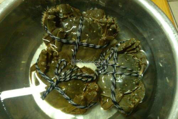 清蒸大闸蟹的做法图解3