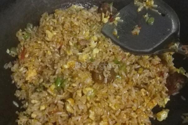 牛肉丸子美味蛋炒饭的做法图解6