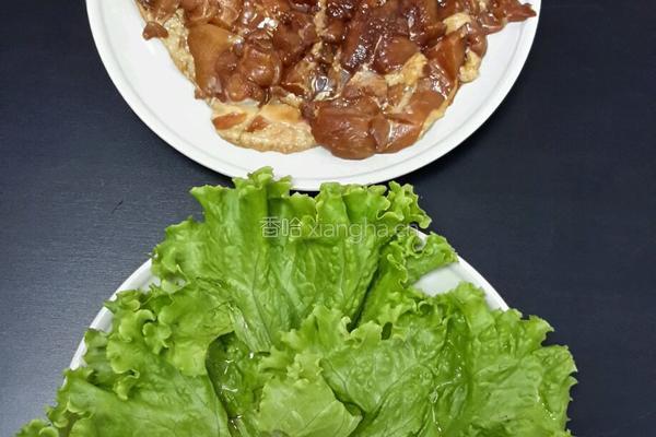 香煎鸡腿的做法图解1