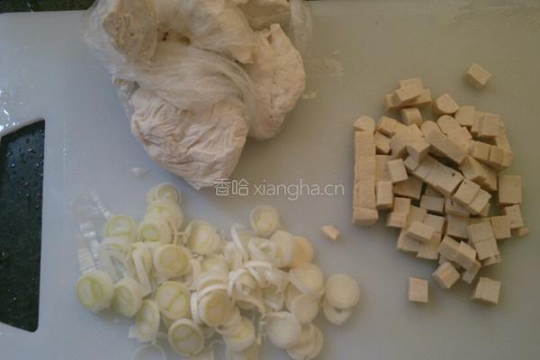 葱豆腐虾蛋（搭“四季黄金虾饺”）的做法图解1