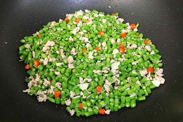肉末豆角的做法图解6