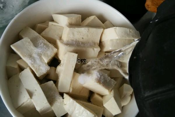 麻婆豆腐的做法图解1