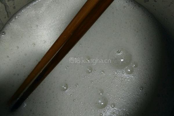 巧克力夹心纸杯蛋糕的做法图解3
