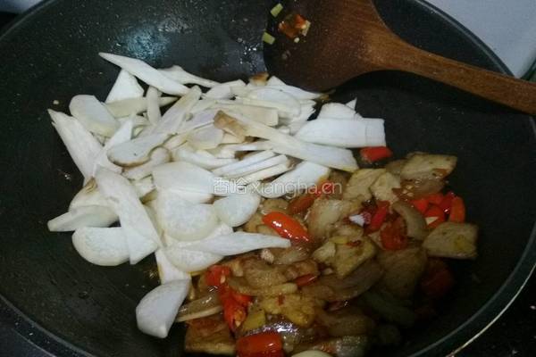 杏鲍菇回锅肉的做法图解6