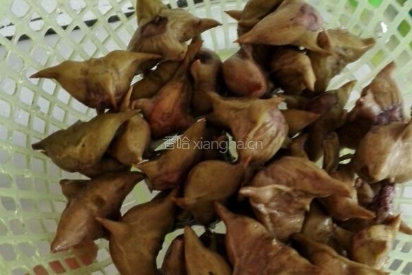青豆水菱的做法图解1