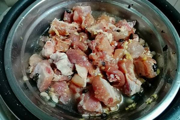 豉汁蒜蓉蒸排骨的做法图解3