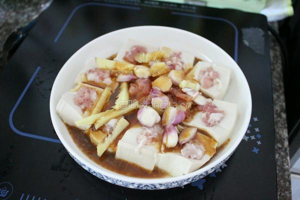 鲍鱼汁蒸豆腐的做法图解4
