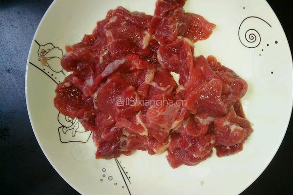 小抄牛肉的做法图解1