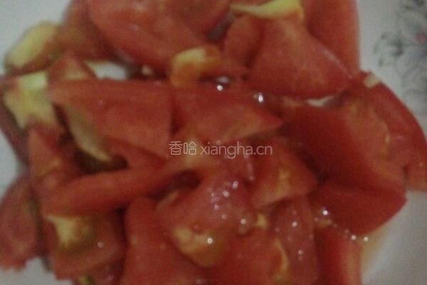 西红柿炒土豆的做法图解2