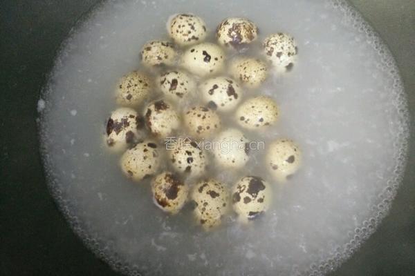 虎皮鹌鹑蛋的做法图解2
