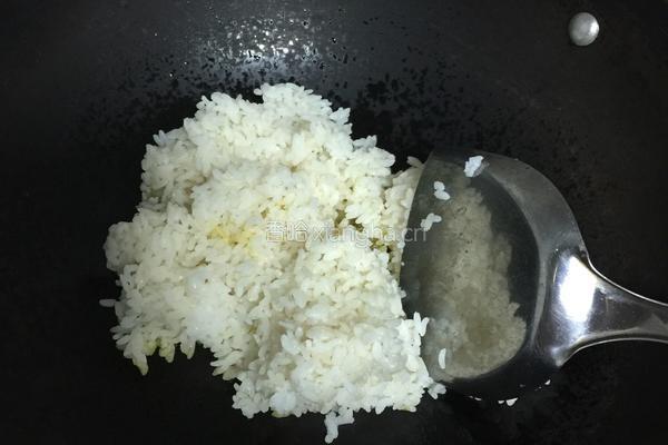菜炒饭的做法图解2
