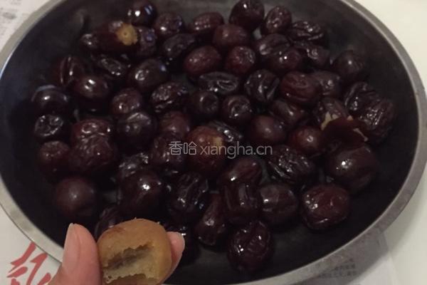 南瓜红豆红枣沫糊的做法图解1