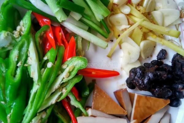 回锅肉的做法图解3