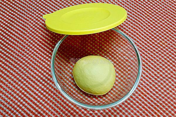 咖哩雞粒餐包的做法图解7