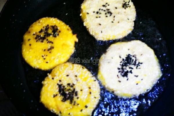 芝麻南瓜饼的做法图解6