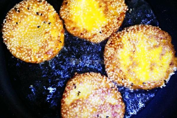 芝麻南瓜饼的做法图解7