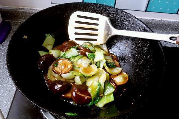 蚝油香菇油菜的做法图解5
