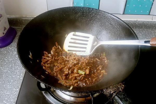 豆角炒肉丝的做法图解3