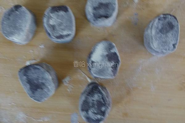 黑玫瑰(黑米面)的做法图解3