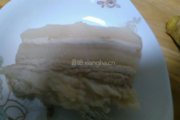 芹菜肉馅饺子。的做法图解1