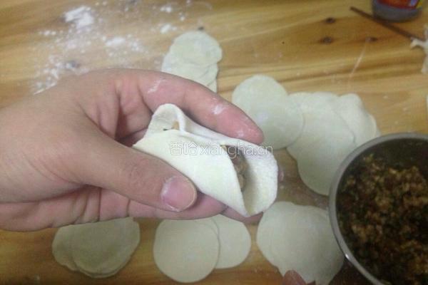 芹菜肉馅饺子。的做法图解22