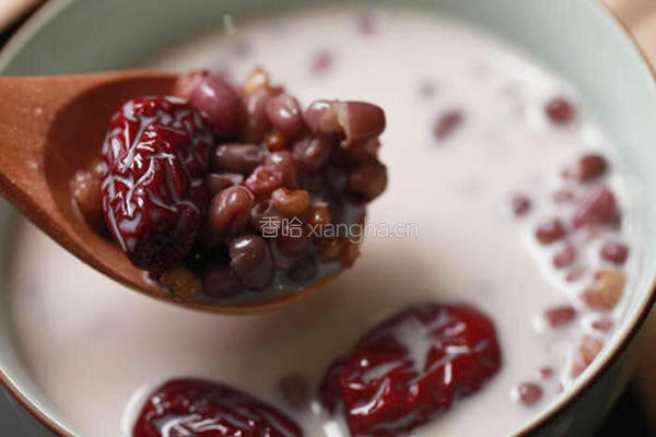 红豆薏仁牛奶粥的做法图解5
