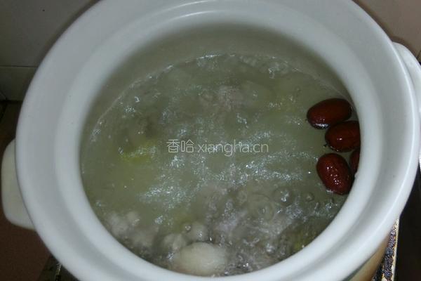 排骨薏米冬瓜汤的做法图解4
