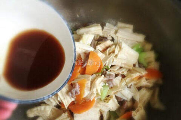 腐竹炒肉片的做法图解6