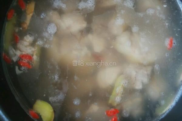 猪尾骨炖冬瓜汤的做法图解4