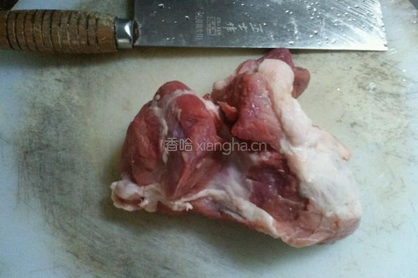 豆角猪肉饭的做法图解1
