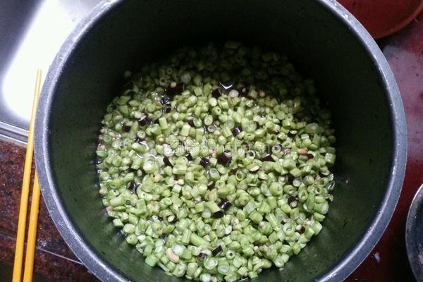 豆角猪肉饭的做法图解7