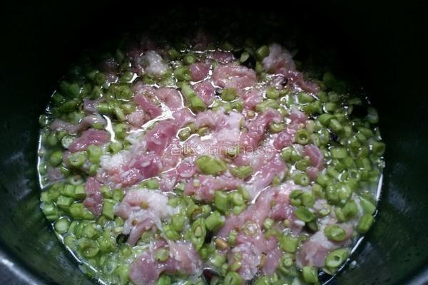 豆角猪肉饭的做法图解9