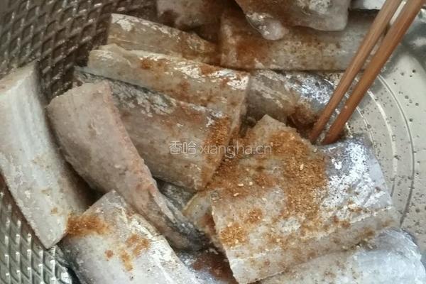 干炸带鱼的做法图解1