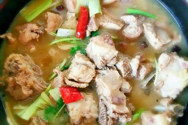 砂锅炖排骨的做法图解2