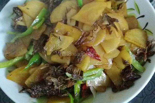 扫帚蘑炒土豆片的做法图解10
