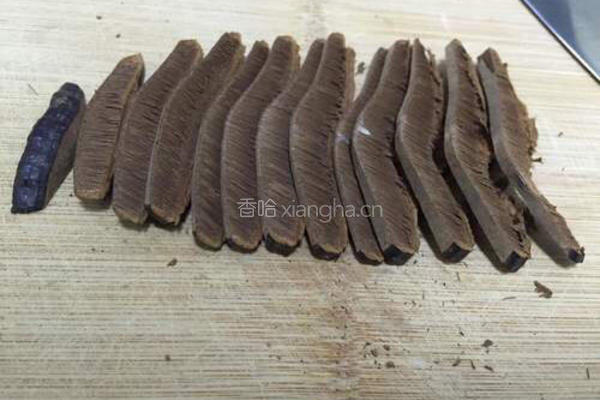 灵芝乌鸡汤的做法图解2