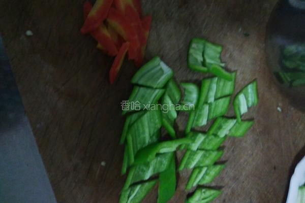 双菇肉片的做法图解3