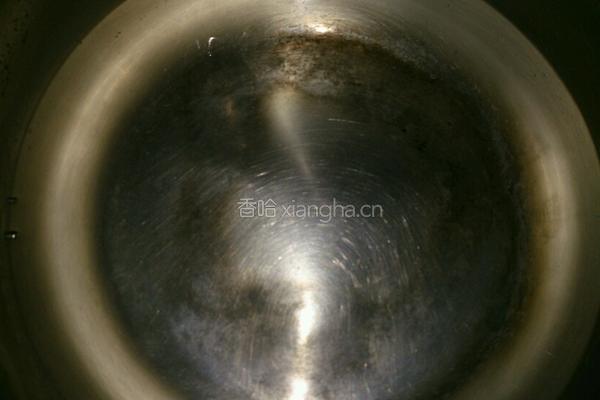 番茄鸡蛋咖喱鱼丸汤的做法图解1