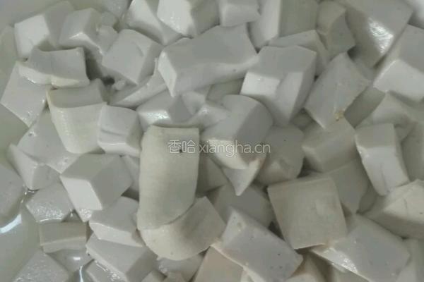 缤纷豆腐的做法图解1