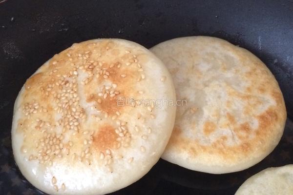 芝麻软糖饼的做法图解11