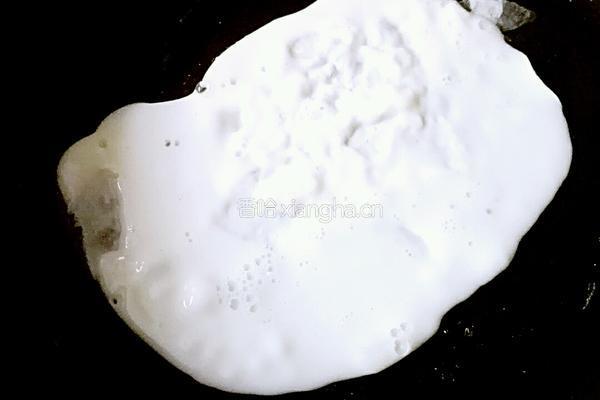 宝宝乒乓球饭团的做法图解4