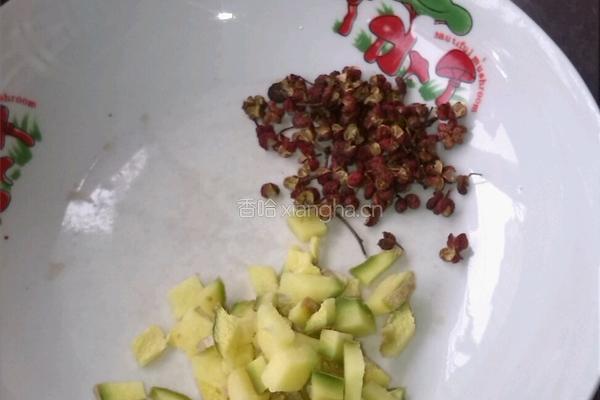 鸡腿烧土豆的做法图解3