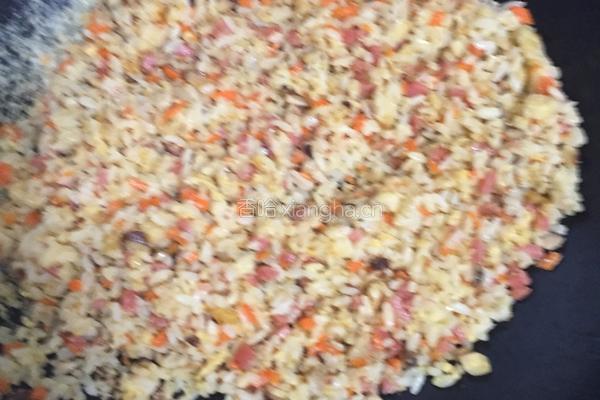 什锦酱油炒饭的做法图解6